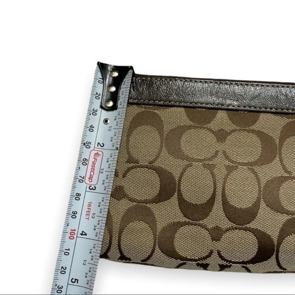 Coach brown khaki signature c wristlet - Picture 3 of 13